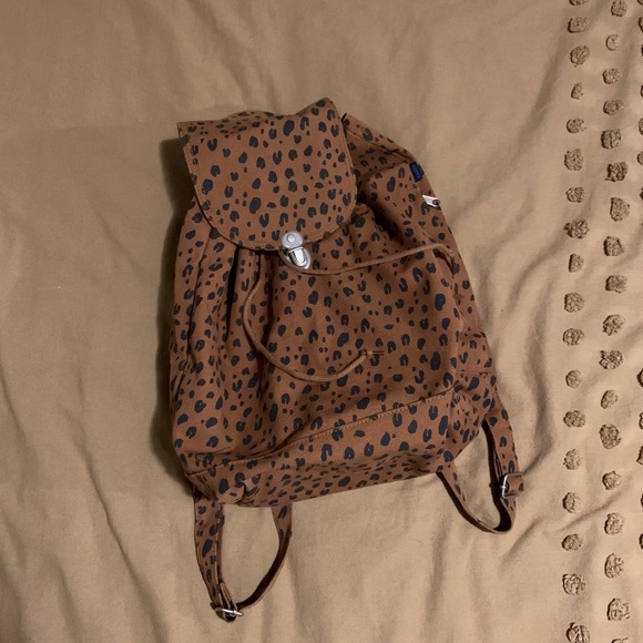 baggu leopard backpack
